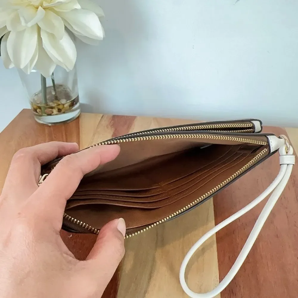 NWT Coach‎ Double Zip Wallet In Signature Canvas With Horse And Sleigh